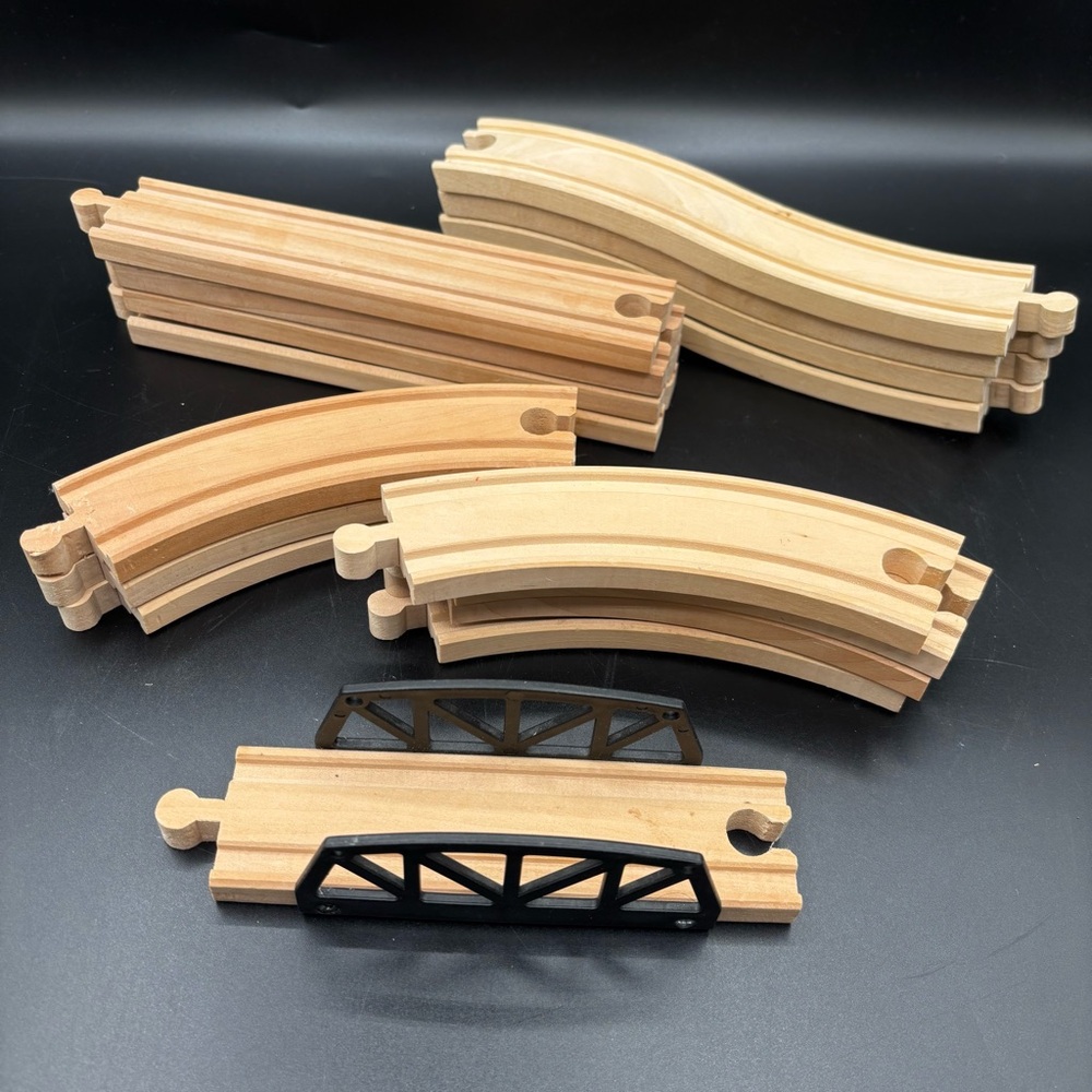 Wooden Train Track Wood Railway Curved Incline Straight Bridge 16 Pieces